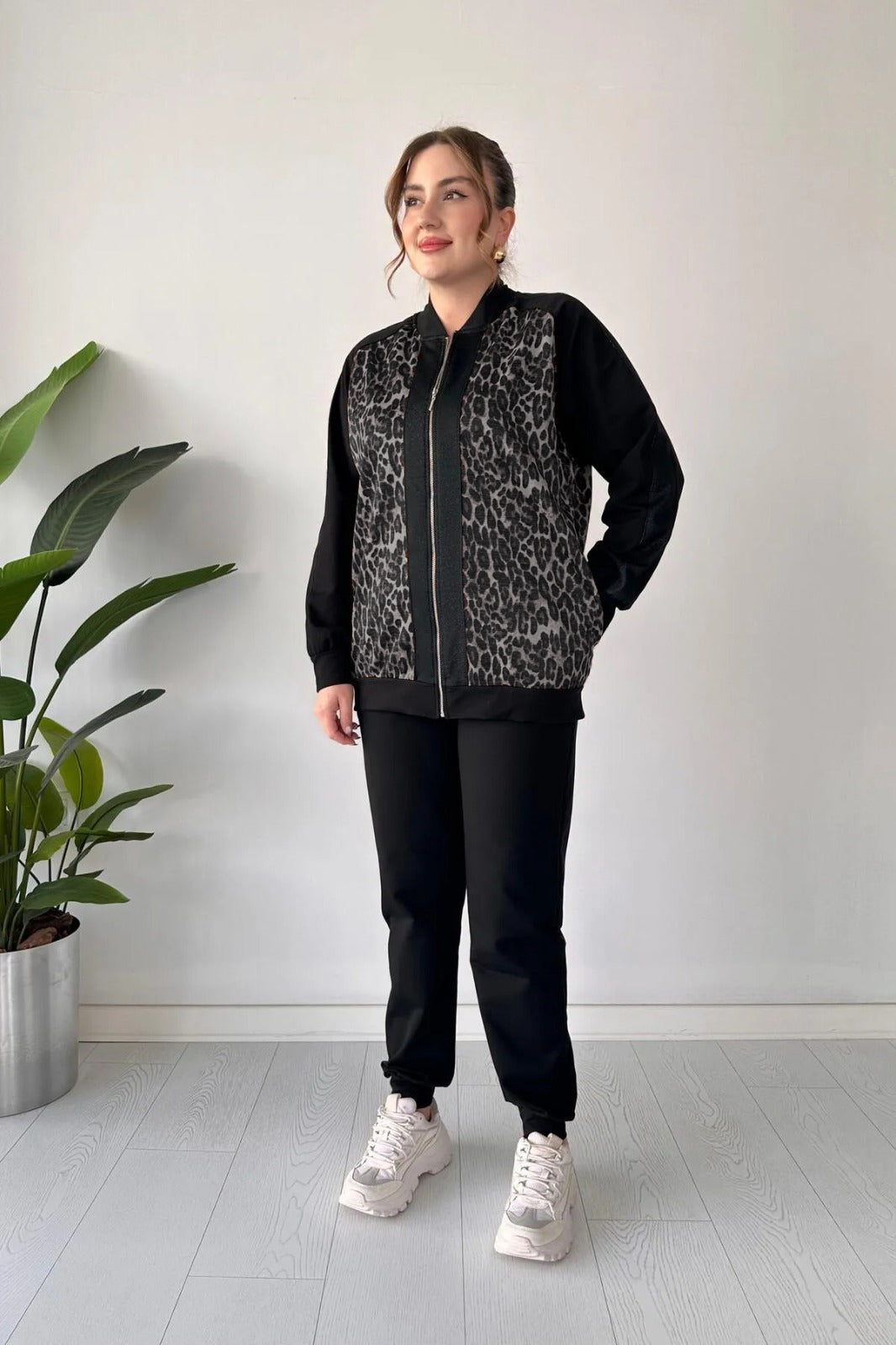 GRAY LEOPARD PRINTED 2 PCS WINTER TRACKSUIT