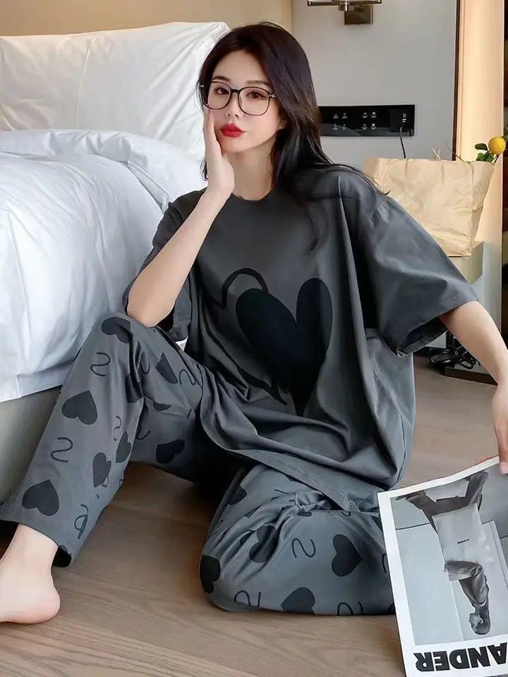 BLACK BIG HEART PRINTED NIGHT SUIT